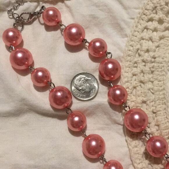 Multi Strand Silver Tone Necklace W/Pink‎ Acrylic Pearls 20" Long - Picture 4 of 4